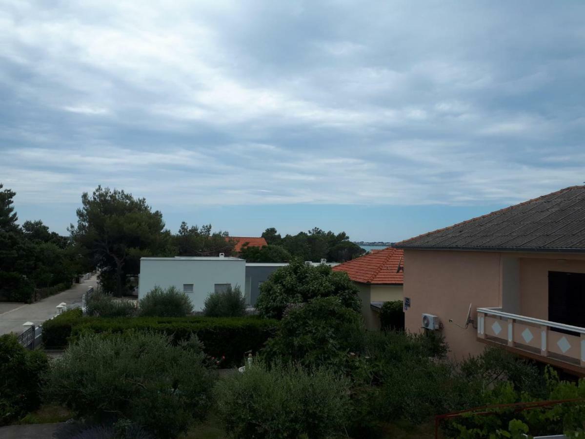 Apartmani Kuzmic Vrsi Exterior foto